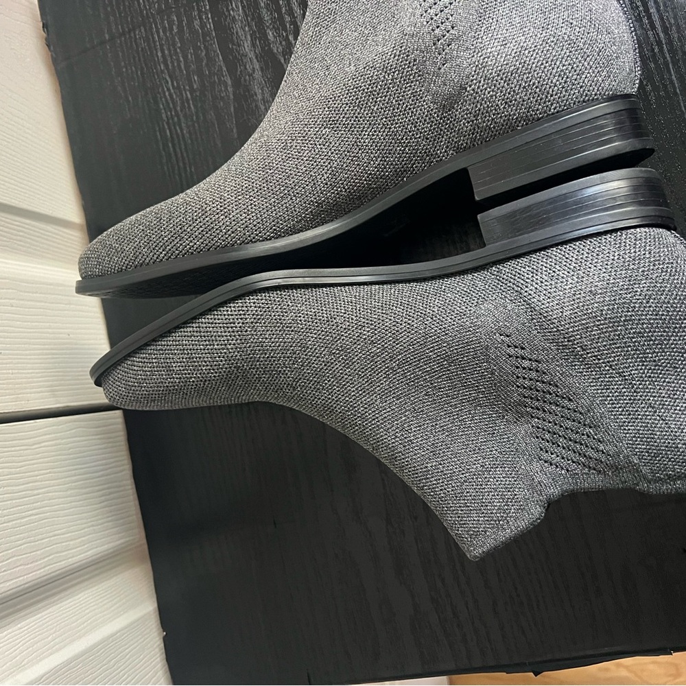Vivaia Ryan Slip-On Square-Toe Ankle Chelsea Boots US 10 EU 41 Gray Everyday - Picture 6 of 13